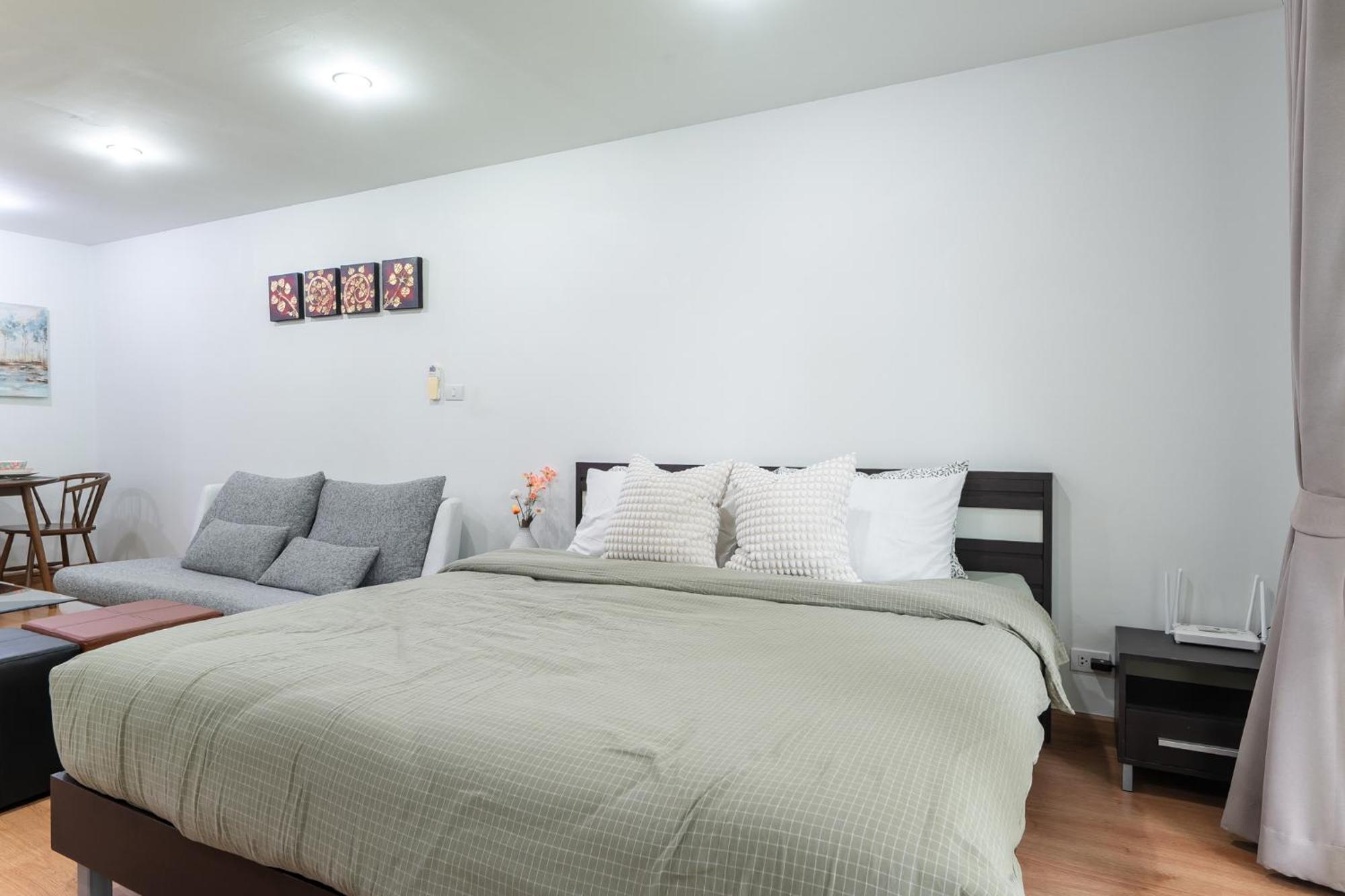 公寓 Modern Style 1br / Large Balcony At Nimman 清邁