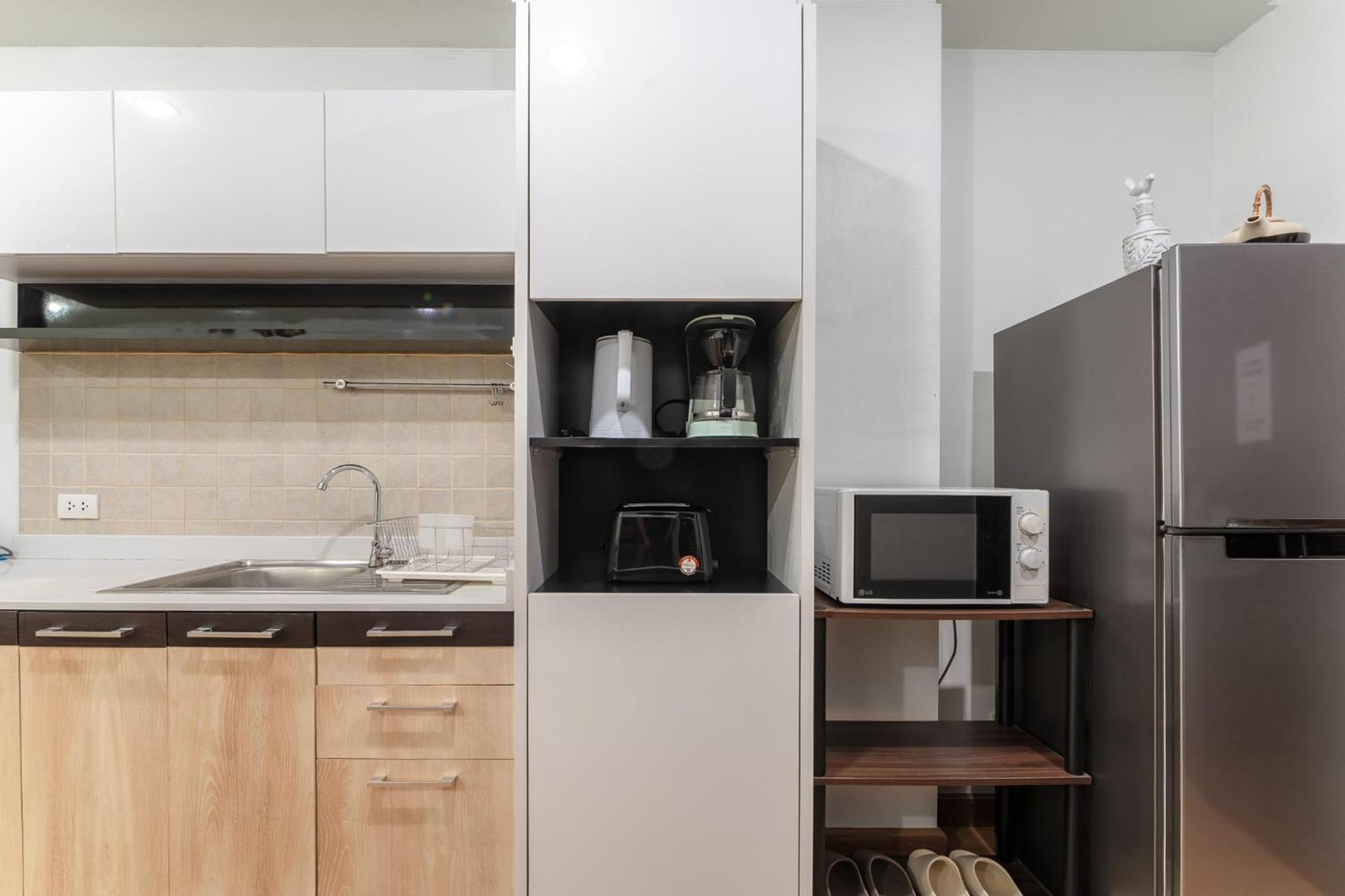 公寓 Modern Style 1br / Large Balcony At Nimman 清邁